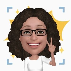 Meet your Posher, Adriana